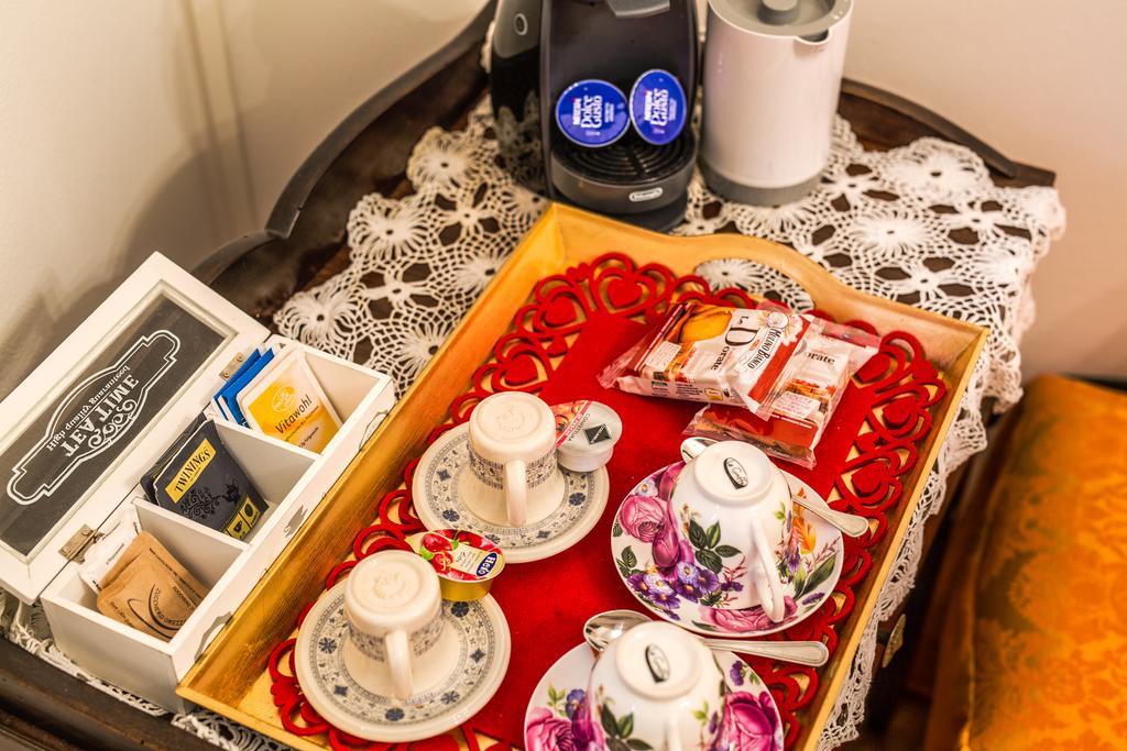 Отель Art&Coffee Верона Экстерьер фото